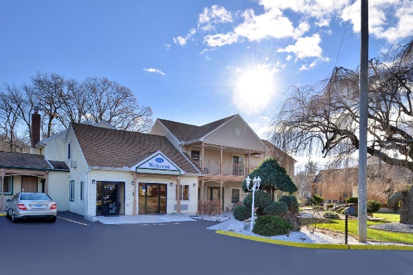 Cheshire Welcome Inn image 1